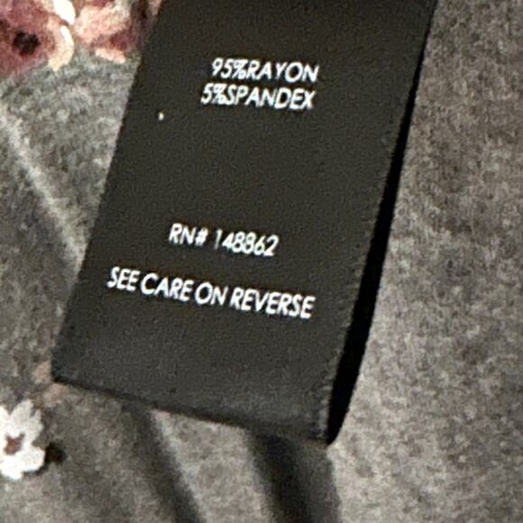 Torrid Floral Knit Midi Dress Womens 2X Gray Multicolor V-Neck Stretch - Picture 7 of 9